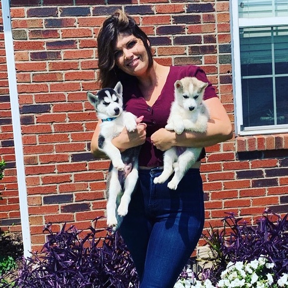 Meet your Posher, Paige - Picture 1 of 1